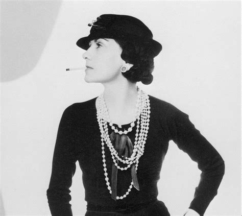 saco chanel de perlas|Las perlas, ese objeto de deseo de Coco Chanel .